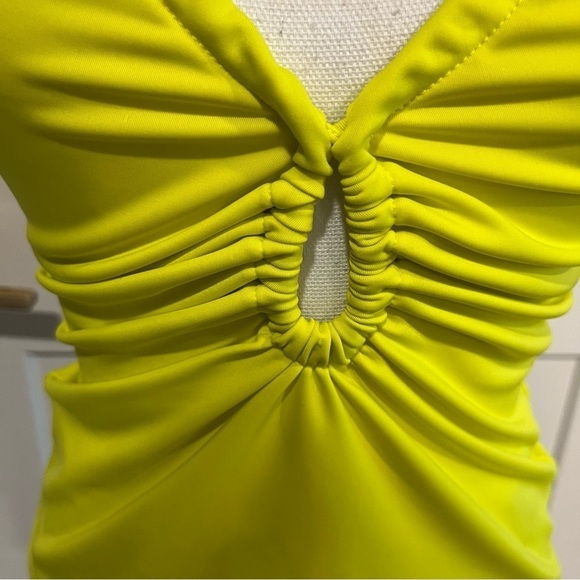 Bebe Multi Keyhole Halter Knit Top Small - Picture 6 of 10